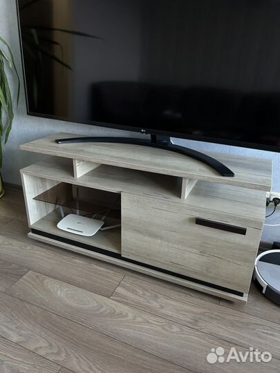 Тумба под телевизор