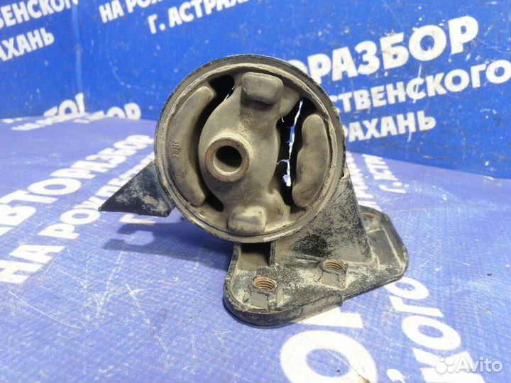 Подушка кпп Hyundai Accent седан G4EE 2005