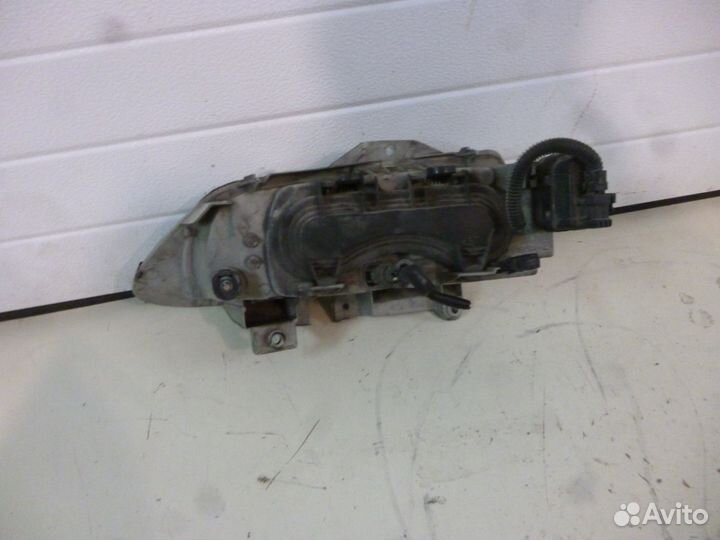 Фара правая Рено Эспейс 3 Renault Espace 3 б/у