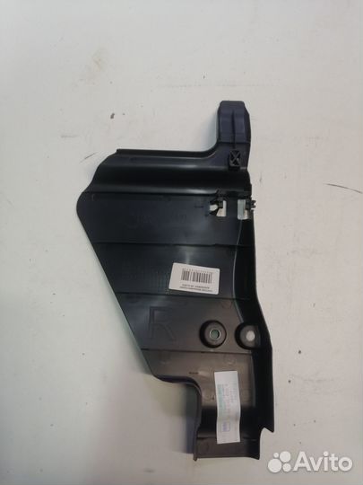 Облицовка справа Mercedes A2233526401