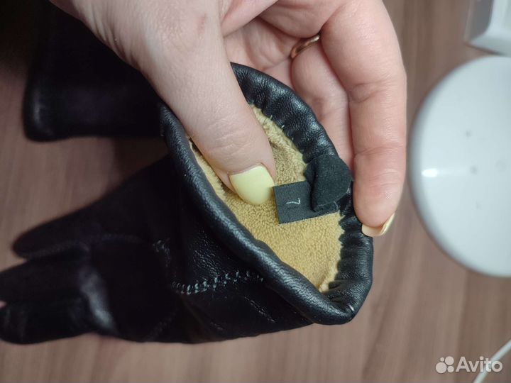 Перчатки кожаные женские 7