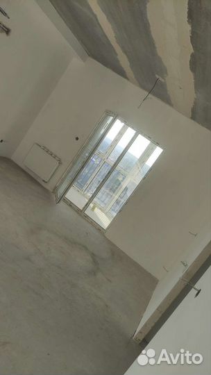 Балконная дверь с окном