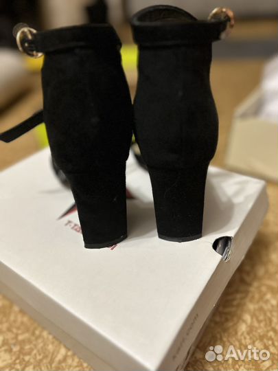 Босоножки замшевые 36 сандалии