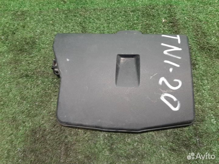 Крышка блока предохранителей Toyota Verso R2 2009