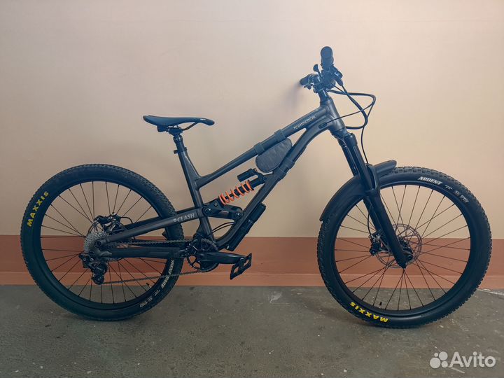 Commencal Clash 2022