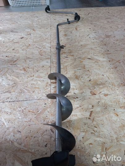 Титановый ледобур трехножевой 130