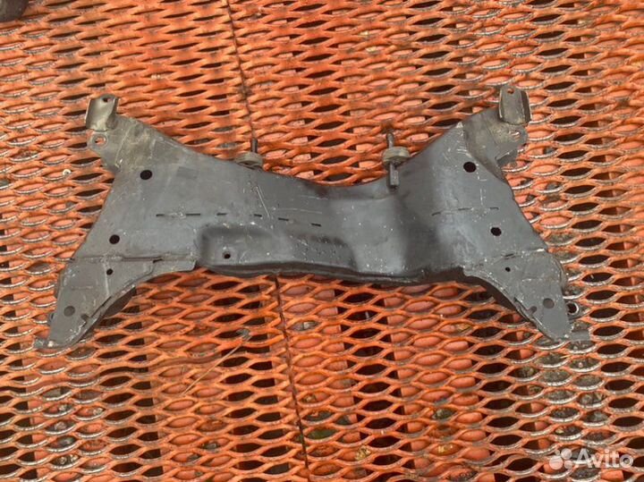 Подрамник Mitsubishi Lancer 9 2000 Митсубиши -2010