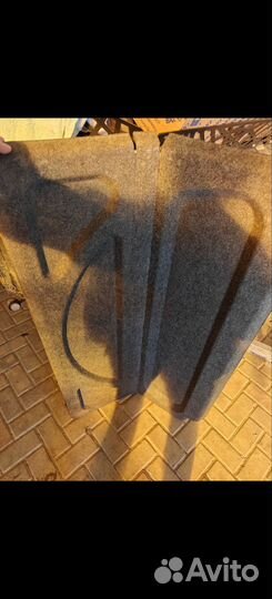 Шторка багажника