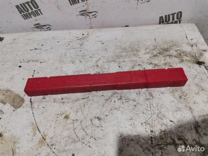 Знак аварийной остановки Audi Q5 8R 2011