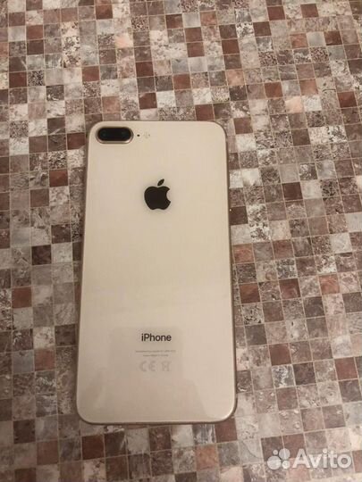Телефон iPhone 8 plus