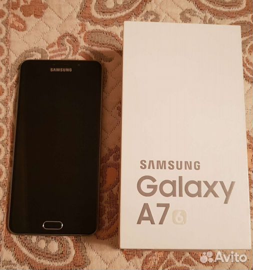 Телефон Samsung galaxy a7
