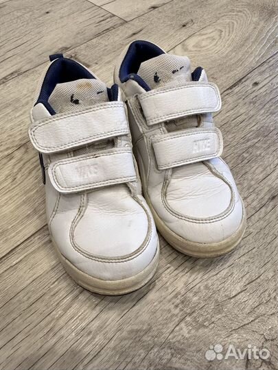 Кроссовки Nike