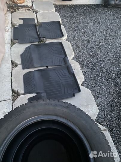 Комплект резиновых ковриков Hyundai Solaris седан