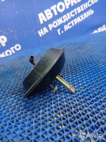 Вакуумный клапан Volvo 940 седан B230 1990