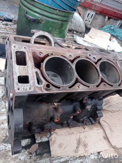 Блок двигателя Опель омега б. 3.0