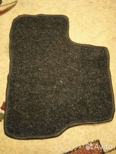 Автомобильные коврики войлочные
