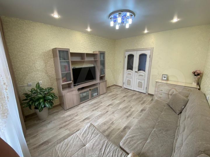 2-к. квартира, 60 м², 5/9 эт.