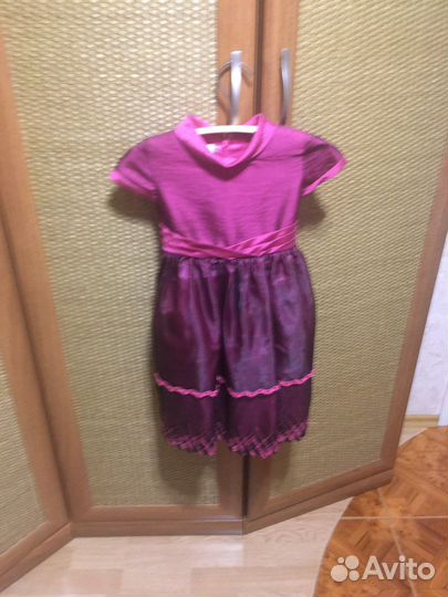 Платье для девочки на праздник 98 104