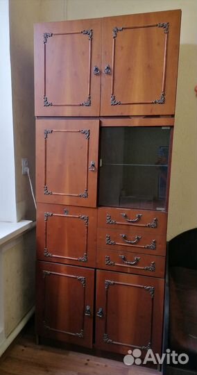 Шкаф