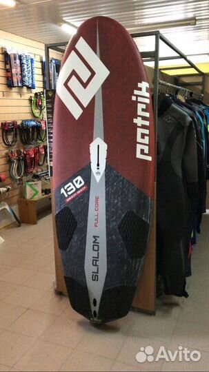 Доски для виндсерфинга Slalom и Fast Freeride