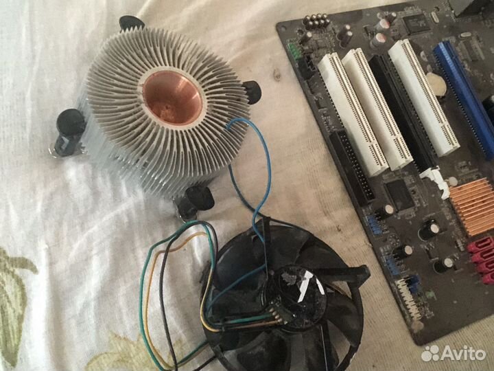 Плата asus P5KPL 1600 с intel pentium 5200