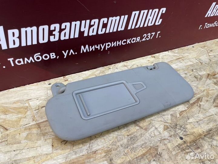 Козырек солнцезащитный левый Kia Ceed