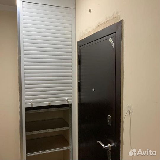 Роллетный шкаф в Тамбур