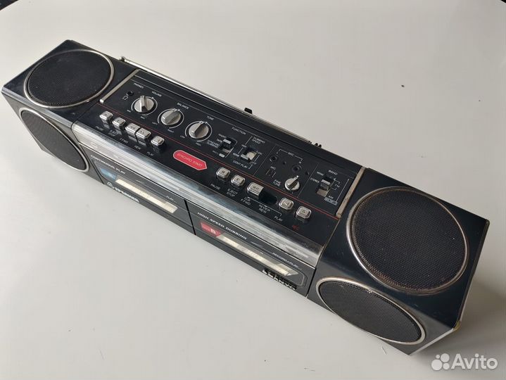 Двухкассетная магнитола sanyo