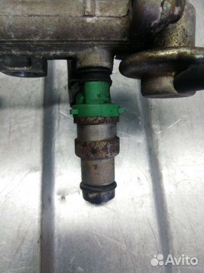 Топливная рампа Toyota Corolla E100 1.3 2007