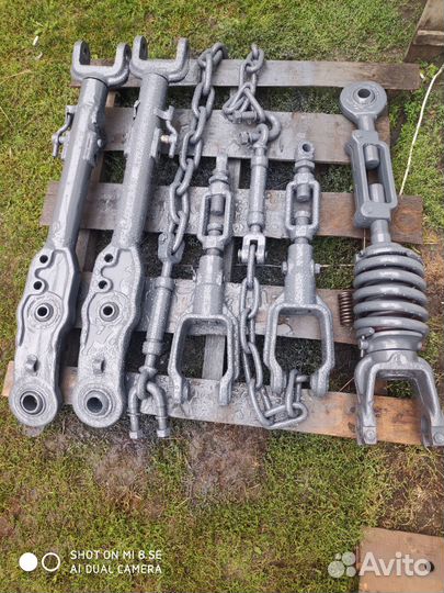 Запчасти. На Трактор хтз Т 150 к