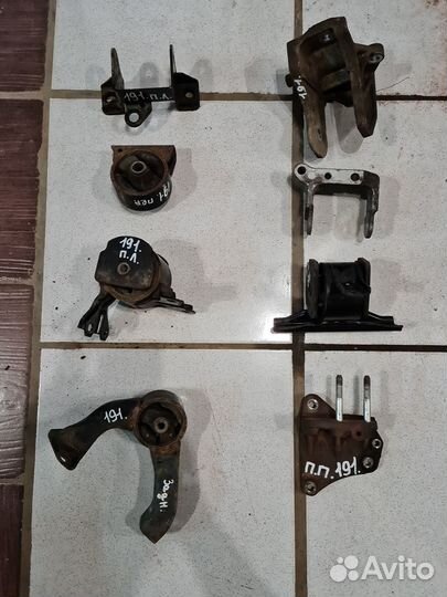 Подушка опора двигателя Mitsubishi Lancer X