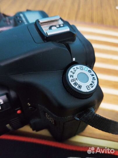 Зеркальный фотоаппарат Canon 50d