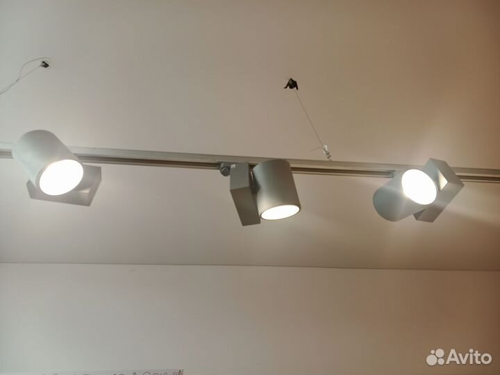 Трековое освещение бу