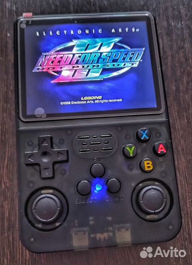 Портативная игровая консоль