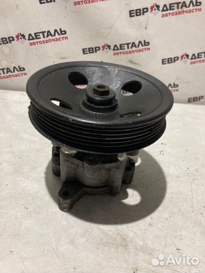 Насос гидроусилителя руля Mercedes Benz Ml350