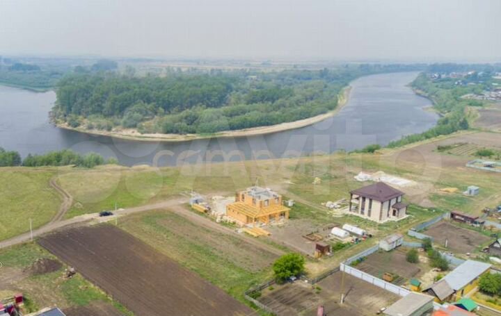 Дом 240 м² на участке 14 сот.