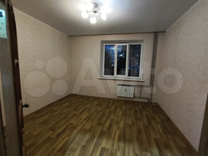 2-к. квартира, 60 м², 2/14 эт.