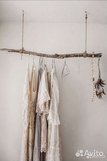 Рейл для одежды вешалка