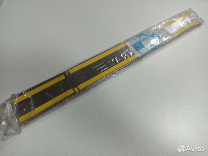 Накладки порогов LADA x-ray