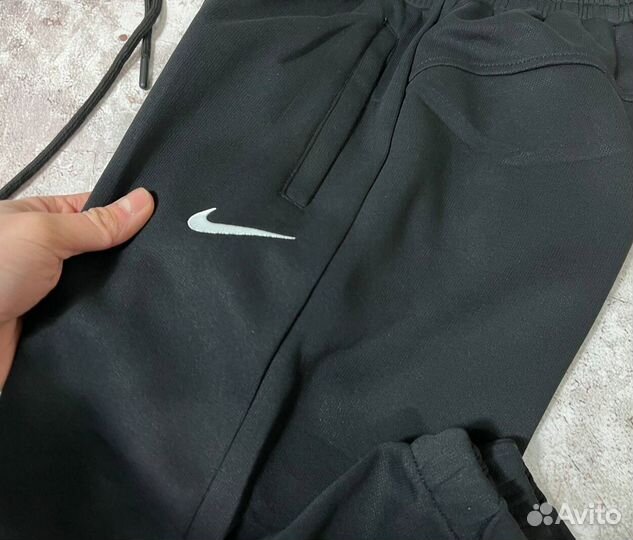 Спортивные костюмы Nike