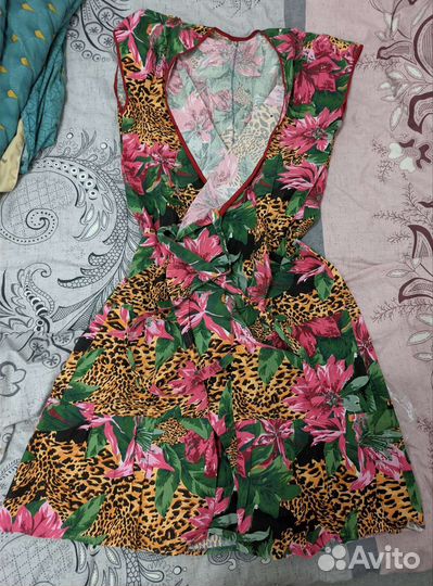 Халат (новый) 50-52-54р, платье 50-52р