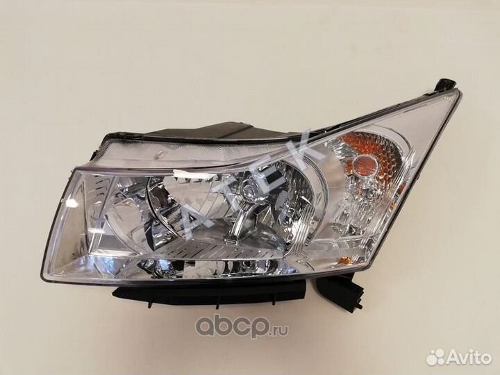 Фара левая Chevrolet Cruze