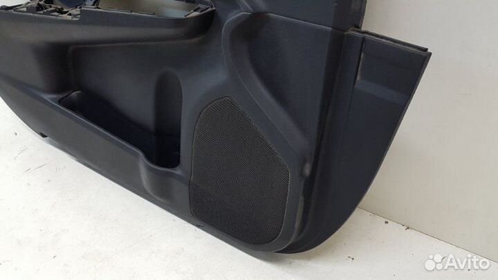 Обшивка двери передняя левая Toyota Camry V55