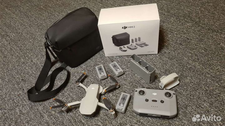 Квадрокоптер Dji mini 2 fly more combo