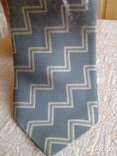 Галстук новый