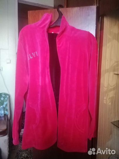 Костюм спортивный