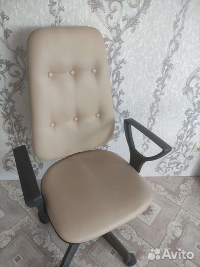 Компьютерное кресло