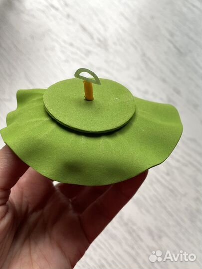 Кувшинка искусственная