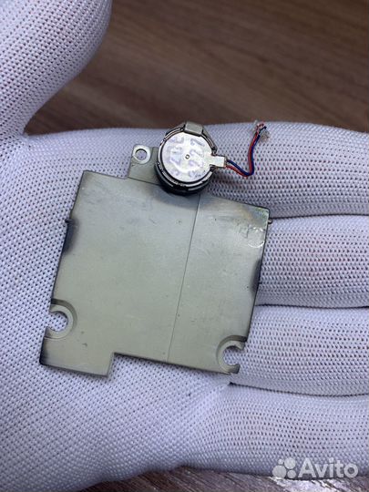 Samsung SGH-R200S. Прижимная пластина с вибро