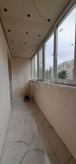 2-к. квартира, 60 м², 2/9 эт.